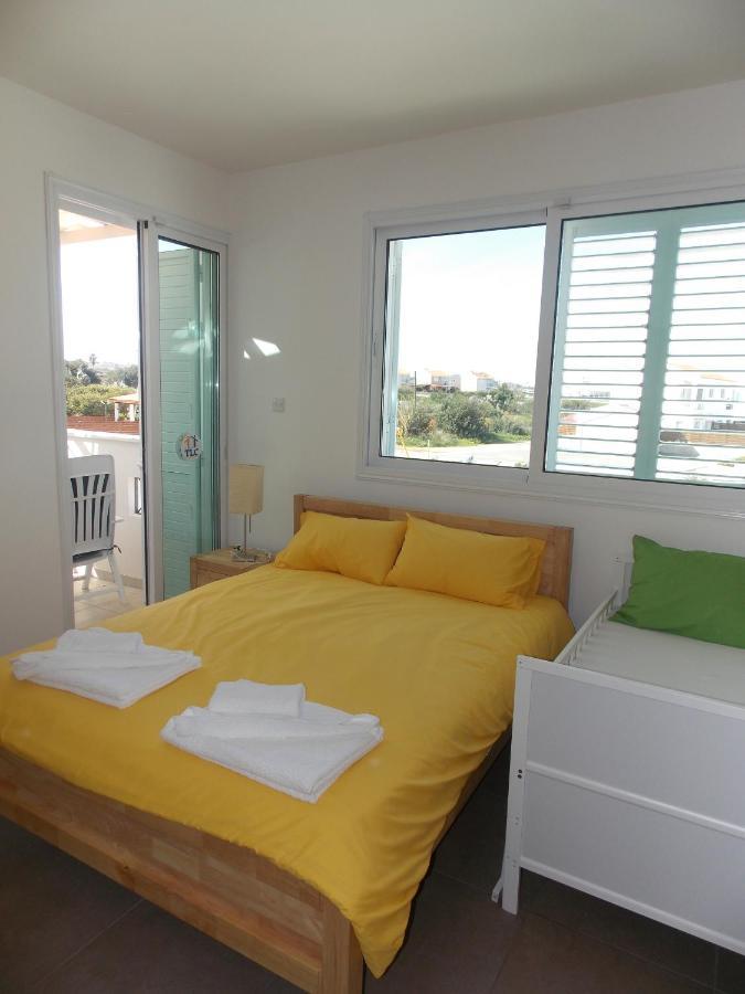 Avra Garden Villa Protaras Oda fotoğraf
